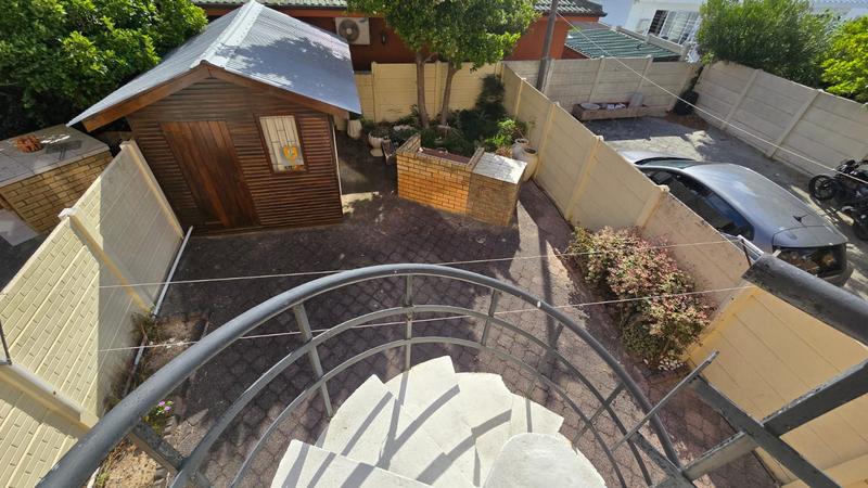 To Let 3 Bedroom Property for Rent in Gordons Bay Western Cape